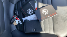 MG HS 1.5 T-GDI Trophy 5dr DCT Petrol Hatchback